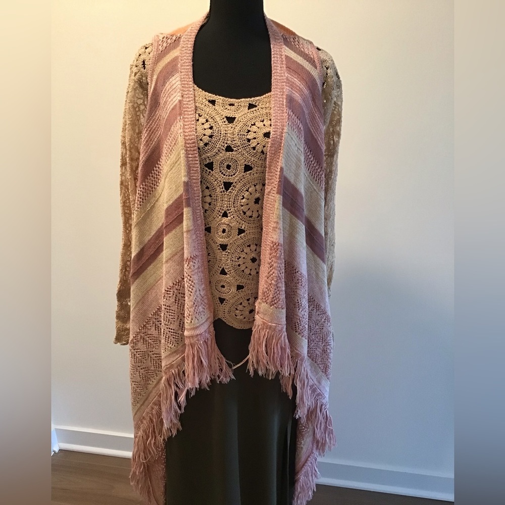 Runway Pink, Orange, and Tan Sweater Vest Size L